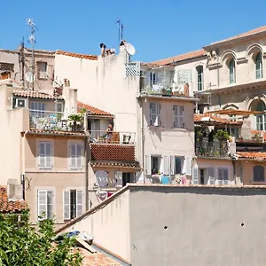 bnb-vieux-port-panier-jardin.fr-provencehotel.com/